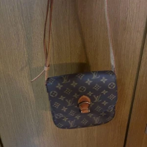 Louis Vuitton Monogram Shoulder Bag - Picture 1 of 5