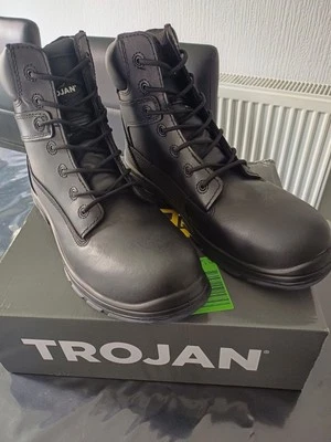 Trojan G98 Safety Boots - Image 1 of 4
