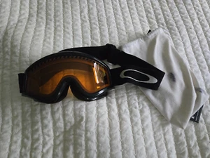 Oakley Goggles Black Frame Amber Lens Ski Snow Used - Picture 1 of 2