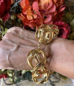 Pulsera de bola vintage firmada en oro por Christian Dior - Imagen 1 de 8