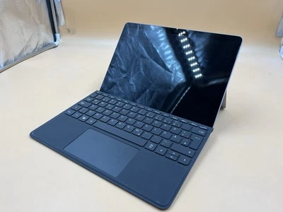 Microsoft Surface Go 2 64GB Intel Pentium 4425Y 4GB RAM Tablet + Keyboard - Bild 1 von 4