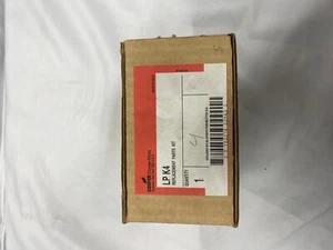 Cooper Crouse-Hinds LP K4 (LPK4) Replacement Parts Kit - New - Picture 1 of 2