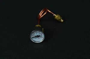 Medidor de presión axial (60PIS) con tubo de cobre M8x0,75 - Imagen 1 de 3