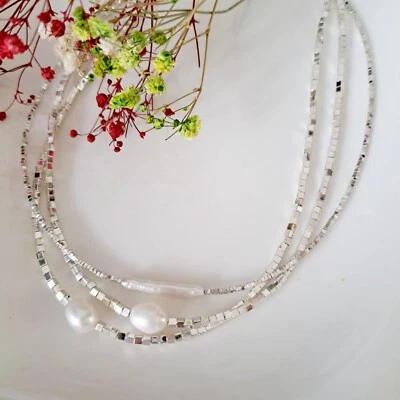 Collar de mujer de hematita hecho a mano con acento de perlas de agua dulce – Perla larga única Foto 1 de 4