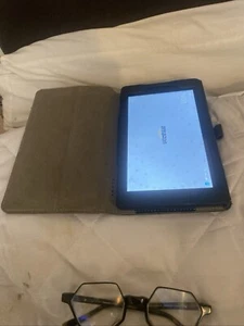 Amazon Fire HD 8 Tablet 7th Gen.  7” HD display 16 GB Black - Good condition - Picture 1 of 21