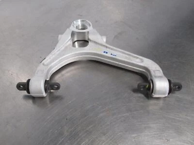 EB1404 2006 06 LAMBORGHINI GALLARDO BRAZO A SUPERIOR DELANTERO DERECHO HORQUILLA Foto 1 de 4