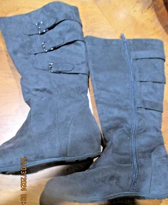 WANTED! GRAY KNEE HIGH BOOTS! 3 STRAPS AND BUCKLES! SIZE 8.5M - Image 1 of 4