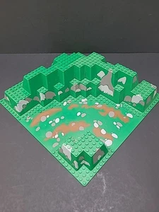 LEGO Raised Base Plate 1996 Dark Forest Fortress 6079 • 6024px4 Forestmen 32x32 - Picture 1 of 6