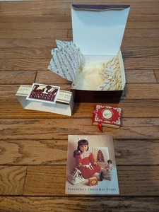 Pleasant Company American Girl Samantha’s Christmas Music Box Borgoña Box SCAC - Imagen 1 de 6
