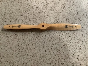 J & Z Zinger 9-6W Wood Propeller RC Airplane NOS—- #44 - Picture 1 of 2