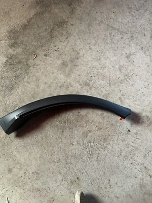 Land Rover Range Rover Sport 2006-2013 rueda trasera izquierda acampanada texturizada LR031456 Foto 1 de 4