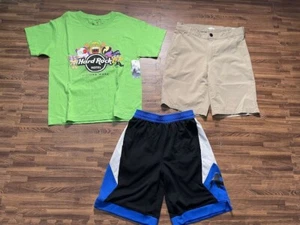 Lot of 3 - Boys Clothing: 2 pcs - Shorts, 1 pcs - T-Shirt - Picture 1 of 7