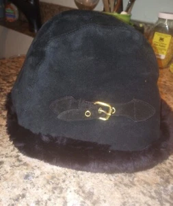 Eric Javits Suede Leather Bucket Hat w Faux Fur Lining Side Buckle Detail - Picture 1 of 7