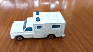 Caja de cerillas suelta escasa como nueva súper rápida MB 41 ambulancia tráfico exclusivo - Imagen 1 de 6