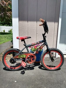 Huffy Marvel Avengers 16" Boy's Bicycle * Used BMX * Freestyle Bike * - Picture 1 of 5