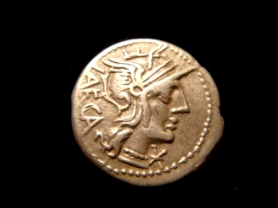 ROM REP. Gens PORCIA. 110 BC. DENARIUS. Gens LAECA. Quadriga. Syd 513. - Image 1 of 2