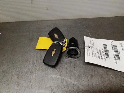 Keyless Ignition Switch with 2 Fobs from 2022 Chevrolet BLAZER 9248843 - Image 1 of 4
