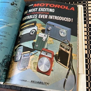 1959 Motorola Golden Voice Of Radio Dealer Sales Catalog Auto Car Transistor - Picture 1 of 20