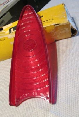 Lente de luz trasera Mercury Monterey 1960, Montclair, en caja Foto 1 de 2