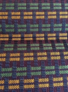 Tela de tapicería Crypton 1,25 yardas oro amarillo verde azul marino guiones - Imagen 1 de 5