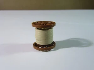 344Z Vintage Juguete Plástico Piezas Separa Carrete Incompleto Bomberos H 1.6 CM - Imagen 1 de 4