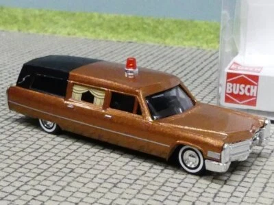 1/87 Busch Cadillac Station Wagon'66 Bestattungswagen kupfer 42924 - Bild 1 von 2