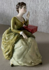 ROYAL DOULTON CHINA DAMENFIGUR PUPPE CAROLYN HN 2974 PERFEKT #a - Bild 1 von 7