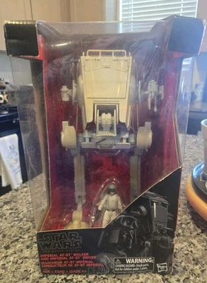Star Wars - Serie Negra - Imperial AT-ST Walker & Driver - Caja dañada  Foto 1 de 4