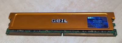 GEIL GX22GB6400UDC (2GB, PC2-6400 (DDR2-800) SDRAM - Arbeitsspeicher - RAM - Bild 1 von 2