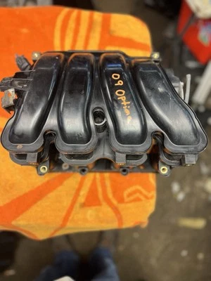 Colector de admisión Kia Optima Hyundai Sonata 2009-2010 2,4 L OEM Foto 1 de 4