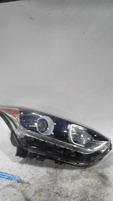 Conjunto de faros derechos KIA Forte 2019 negro 662472 usado 106 k millas Foto 1 de 3