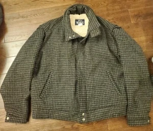 SCHÖNE VINTAGE WOOLRICH HAHNENTRITT SHERPA GEFÜTTERTE JACKE HERREN GRÖSSE LARGE HERGESTELLT IN DEN USA - Bild 1 von 6
