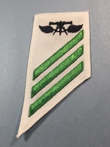 US Navy Enlisted Rank E-3 Aviation Fire Control Technician Rate Patch - Picture 1 of 6