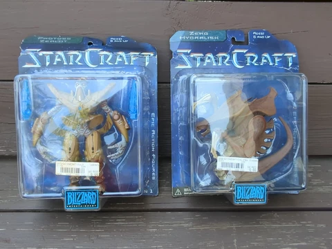 Lot Of 2 StarCraft - Zerg Hydralisk & Protoss Zealot Blizzard Damaged Boxes Cover
