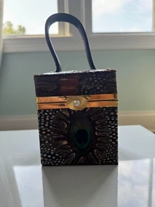 Peacock Feather Purse (Top Handle Purse w/ Crossbody Strap) - Bild 1 von 5