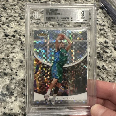 2005 TOPPS FINEST SILVER XFRACTOR 28 DIRK NOWITZKI /229 DALLAS MAVERICKS SP CARD - Image 1 of 2