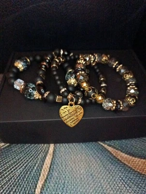 4fach- Perlen Stretch Armband mit Herz schwarz/gold Liebe  - Bild 1 von 4