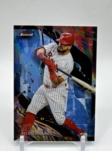 2024 Topps Finest - rifrattore blu cielo non comune #165 Kyle Schwarber /250 - Foto 1 di 5