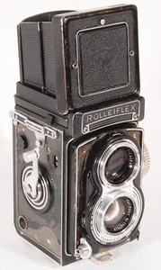 ROLLEIFLEX T TLR Camera with Zeiss Planar Lens for Parts/Repair - Photo 1/12