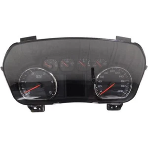 84068688 Instrument Cluster/Speedometer KPH 2017 Silverado Sierra 6.6L Diesel - Picture 1 of 6