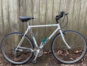 Vintage Raleigh USA Technium Hybrid City Bike 21” Frame Size white - Picture 1 of 18