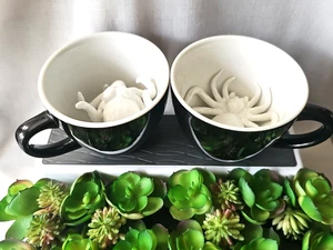 2 CREATURE Tassen Cthulhu Oktopus Spinne schwarz & weiß Kaffeetasse Fun Grusel Geschenk - Bild 1 von 8