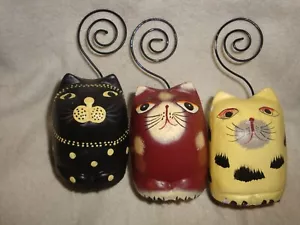 JUEGO DE TRES TARJETEROS DE MADERA COLECCIONABLES PINTADOS A MANO PARA GATOS. #009 - Imagen 1 de 2