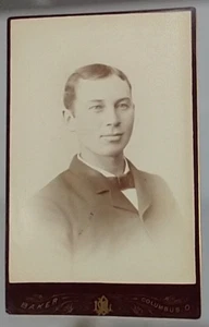 Antique Cabinet Card Photograph Young Gentleman Cravate COLUMBUS Ohio - Picture 1 of 2