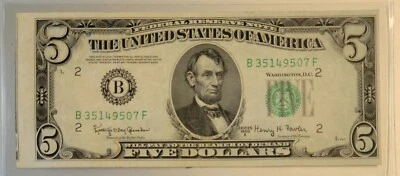 1950 E $5 FEDERAL RESERVE NOTE *ERROR* OFF CENTER@@ - Image 1 of 2