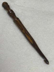 Beautiful Hand carved BECOTE WOOD  YARN  CROCHET HOOK  size J - Picture 1 of 3