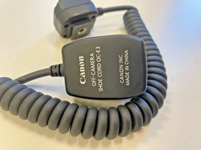 Canon OC-E3 Off-Camera Shoe Cord [Near Mint] - Image 1 of 3