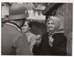 SUDETENLAND - Soldati tedeschi e popolazione dei Sudeti - FOTO - WW2 - Anno 1938 - Bild 1 von 2
