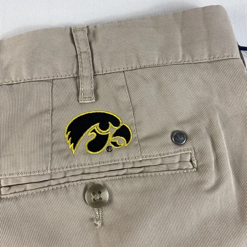 Peter Millar Crown Shorts NCAA Khaki Golf Iowa State Hawkeyes Mens Size 35 NWT Cover