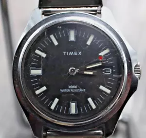 Vintage Timex 24512 Manual Wind Diver Watch Running As Is 40mm Black Dial - Picture 1 of 9
